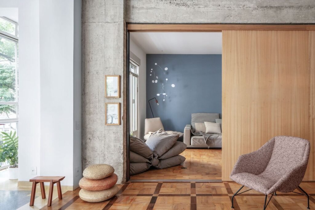 Apartamento Korngold / Ana Sawaia Arquitetura