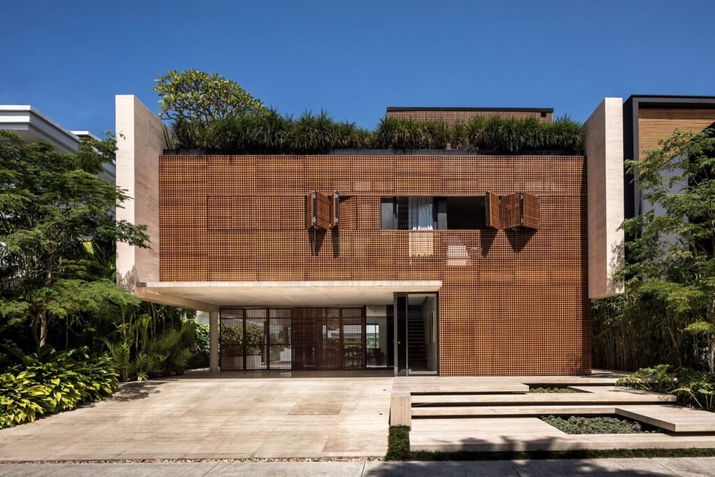 Casa de las Fachadas / Marcos Bertoldi Arquitetos