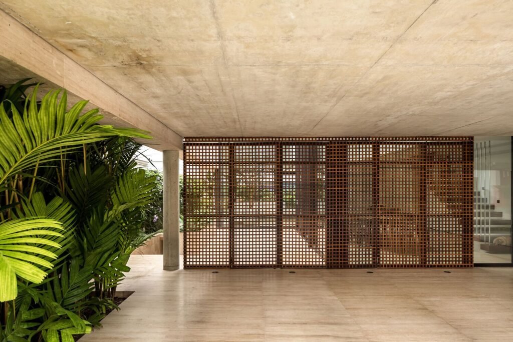 Casa de las Fachadas / Marcos Bertoldi Arquitetos