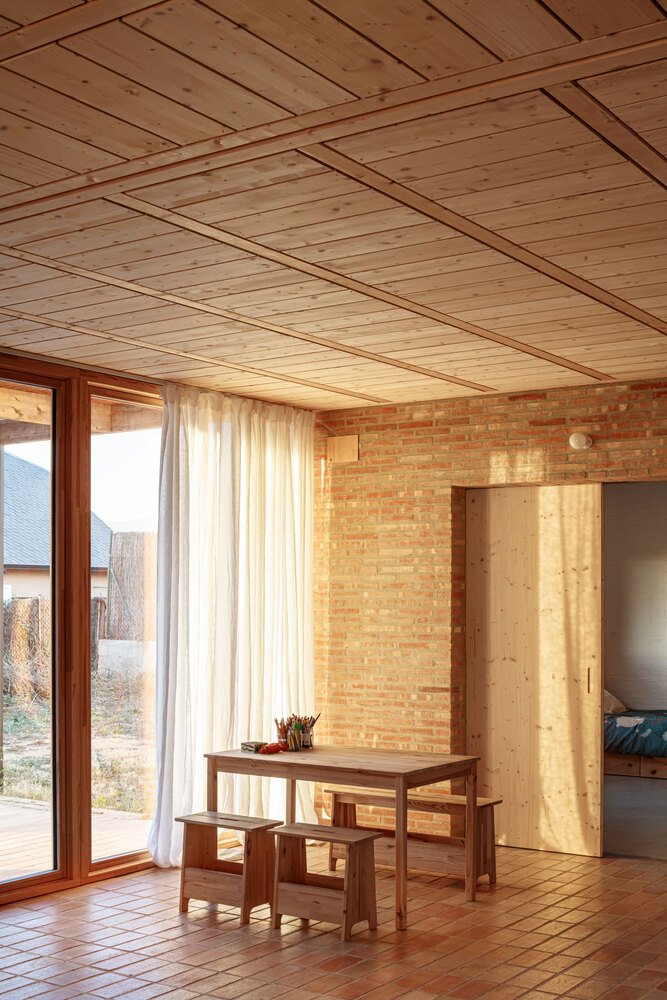 Casa LA / Alventosa Morell Arquitectes
