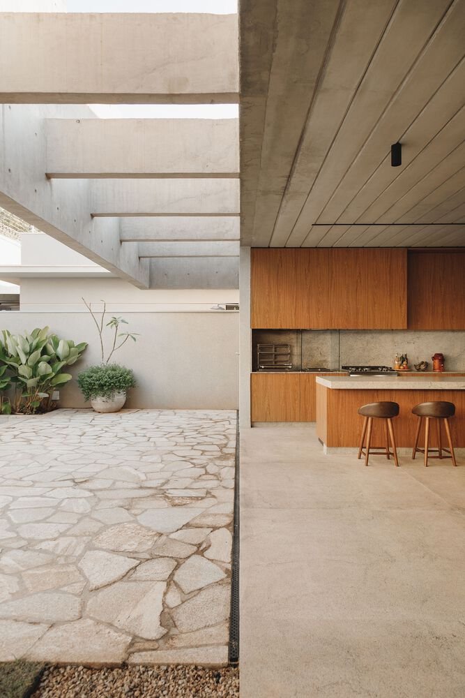 Casa Q U A D R O S / gruta.arquitetos