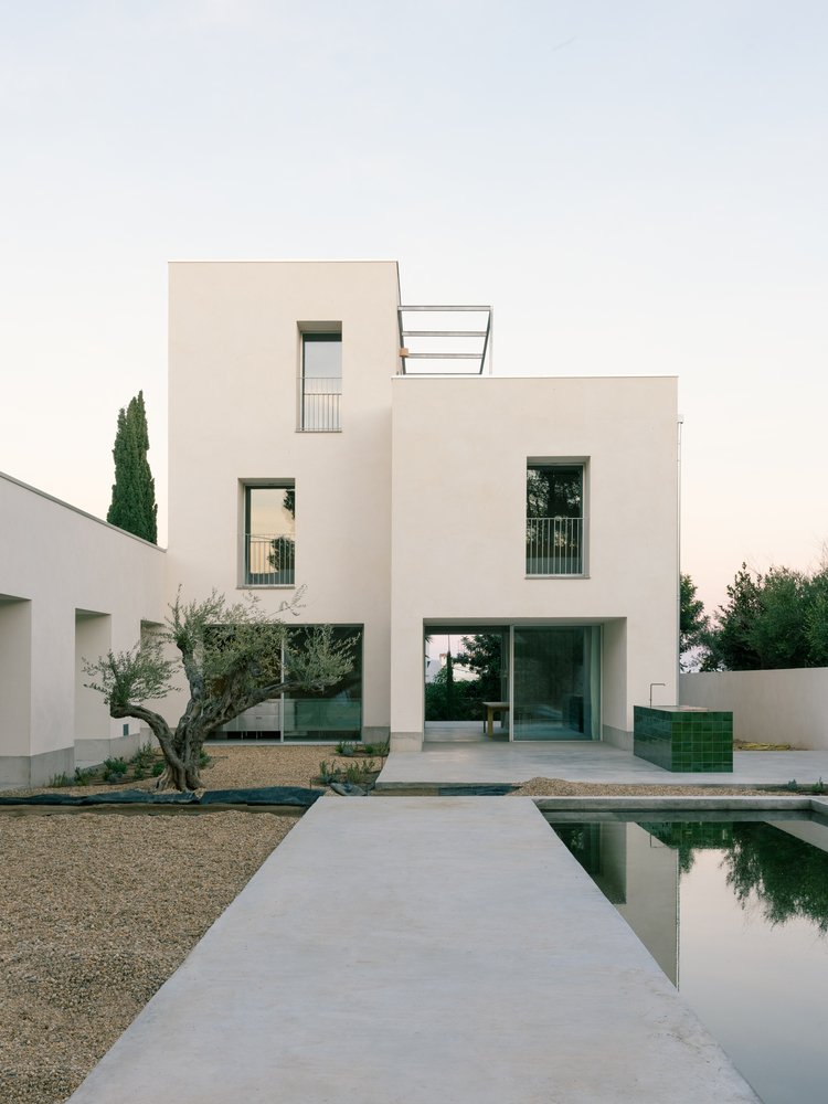 Casa TD / Skye Maunsell Studio + Jordi Veciana + Juan Gurrea Rumeu