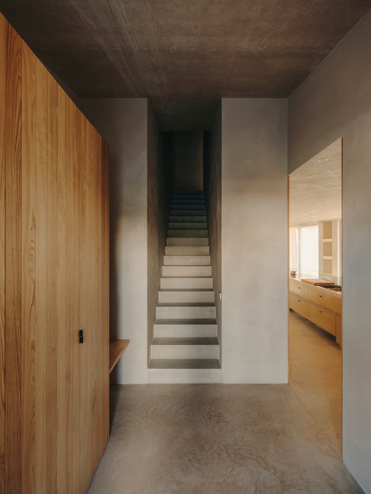 Casa TD / Skye Maunsell Studio + Jordi Veciana + Juan Gurrea Rumeu