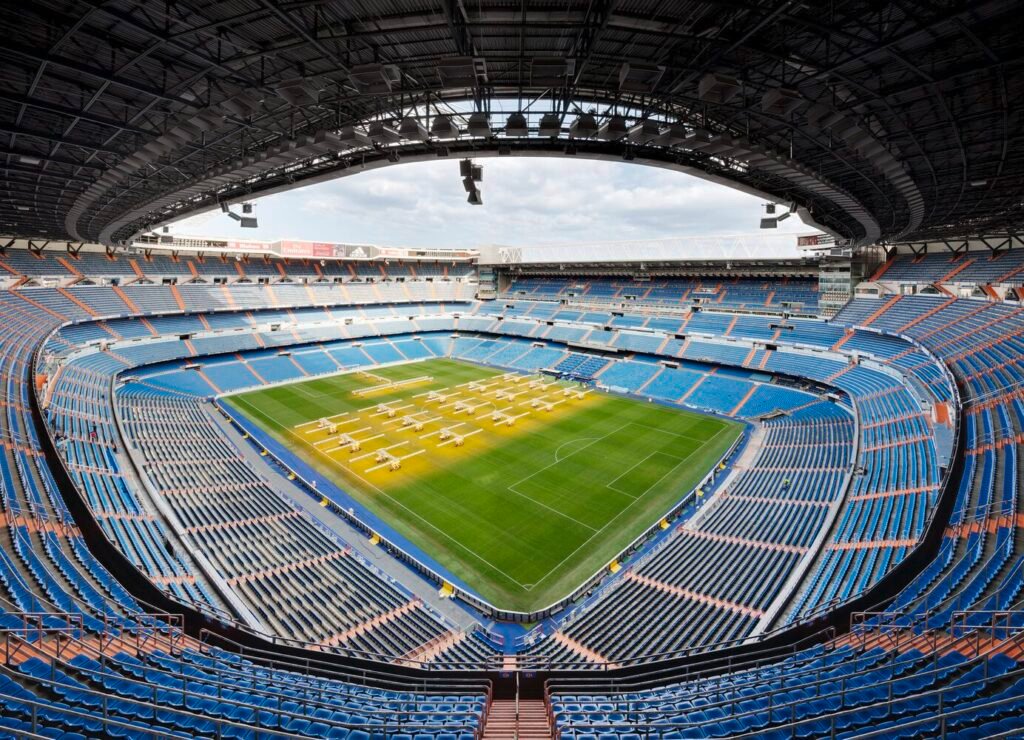 Conversión del Estadio Santiago Bernabéu / gmp Arquitectos + L35 Arquitectos + Ribas & Ribas Arquitectos