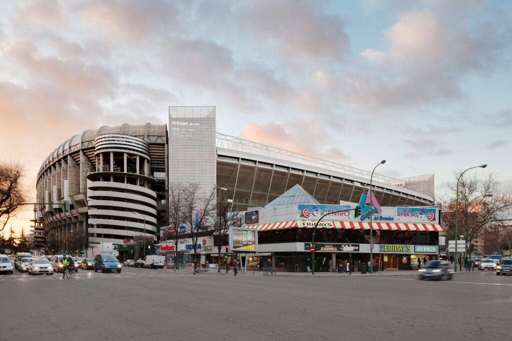 Conversión del Estadio Santiago Bernabéu / gmp Arquitectos + L35 Arquitectos + Ribas & Ribas Arquitectos
