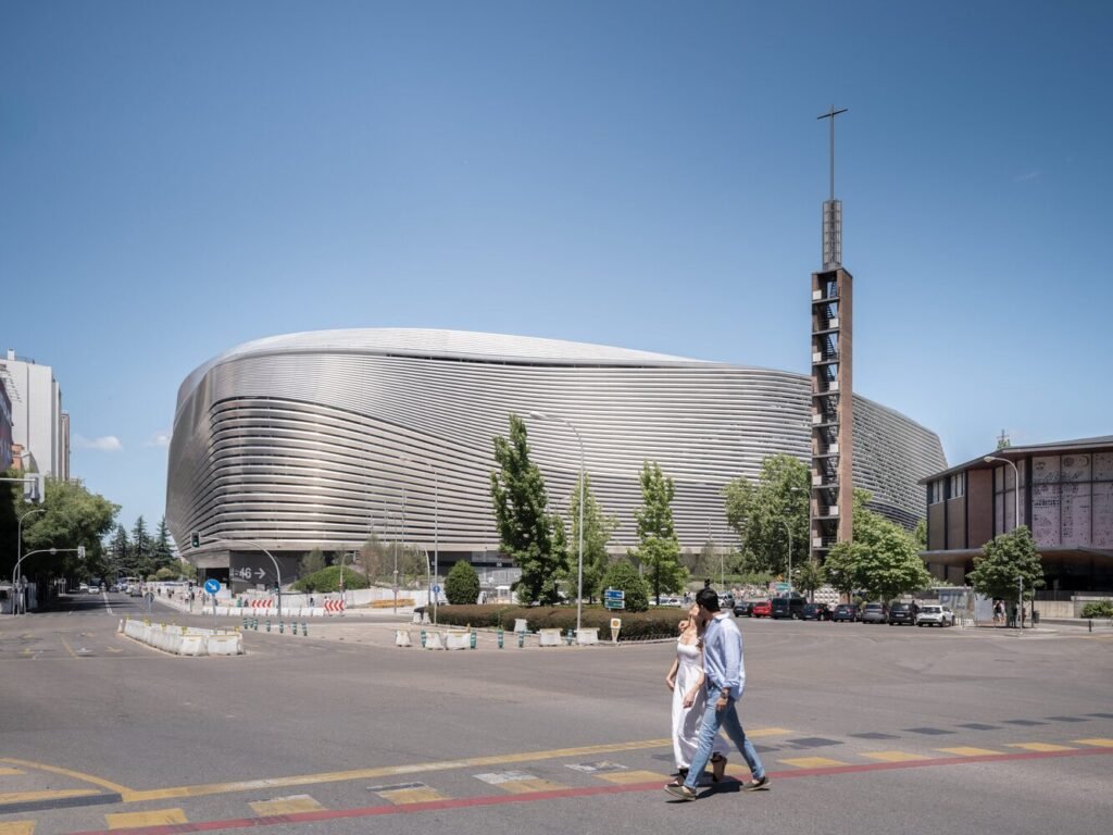 Conversión del Estadio Santiago Bernabéu / gmp Arquitectos + L35 Arquitectos + Ribas & Ribas Arquitectos