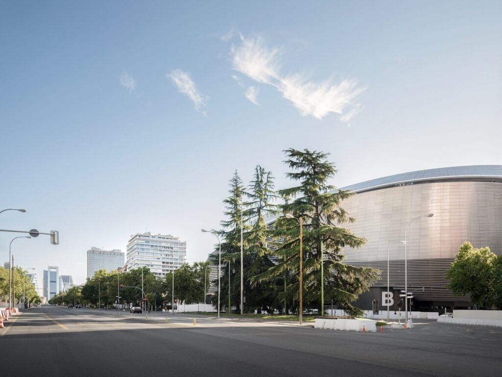 Conversión del Estadio Santiago Bernabéu / gmp Arquitectos + L35 Arquitectos + Ribas & Ribas Arquitectos