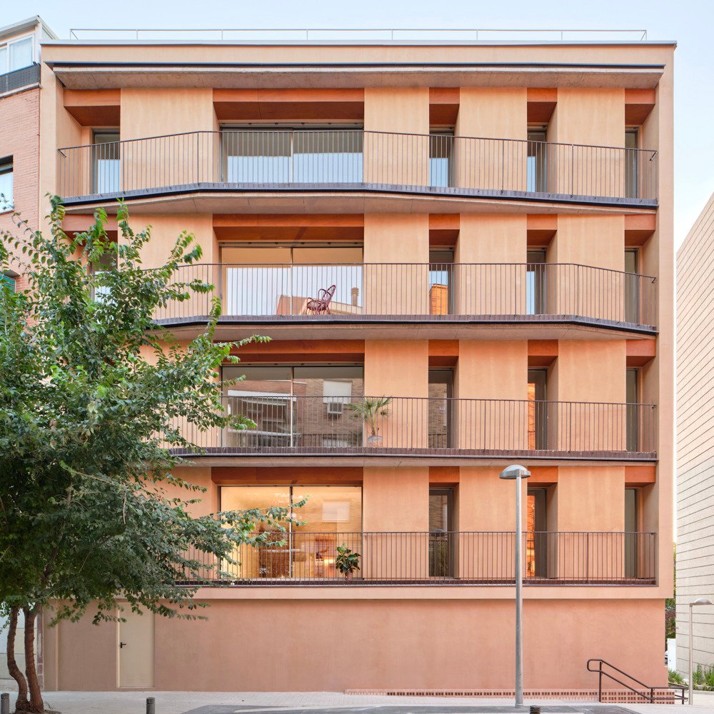 Edificio SFJ6 / MARMOLBRAVO + MADhel