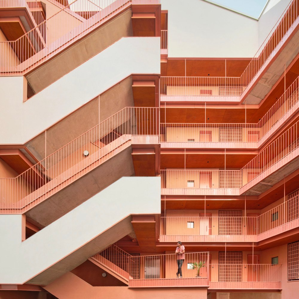 Edificio SFJ6 / MARMOLBRAVO + MADhel