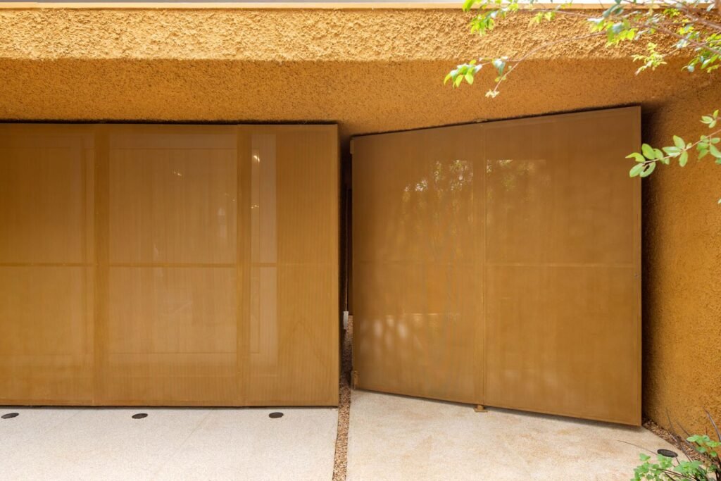 Galería Andrea Colli / VAGA