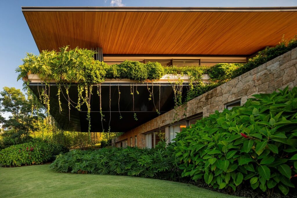 Residencia RDJ / Jacobsen Arquitetura