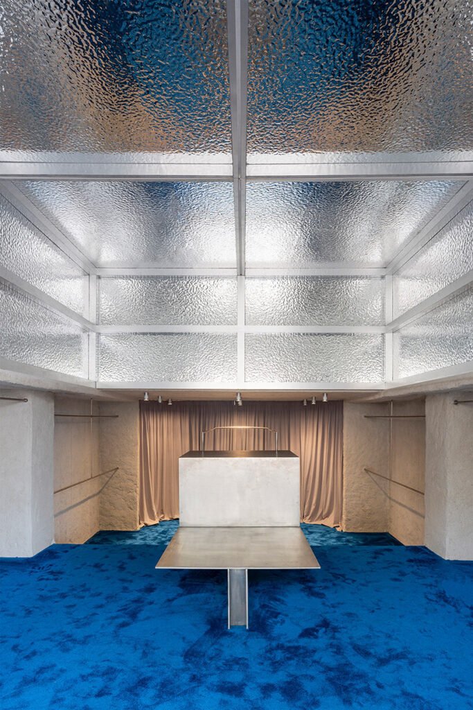 Tienda Insignia Polonio en Ibiza / Raúl Sánchez Architects