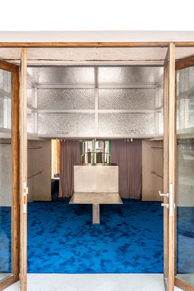 Tienda Insignia Polonio en Ibiza / Raúl Sánchez Architects