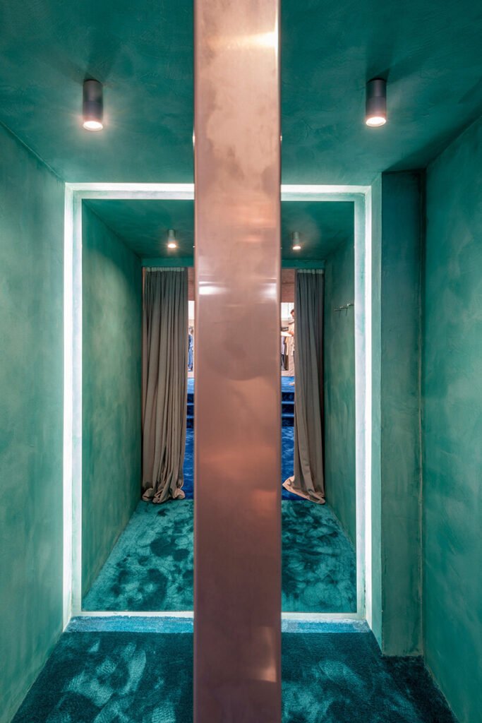 Tienda Insignia Polonio en Ibiza / Raúl Sánchez Architects