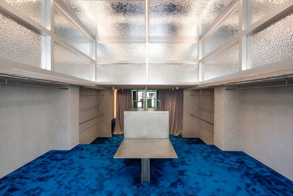 Tienda Insignia Polonio en Ibiza / Raúl Sánchez Architects