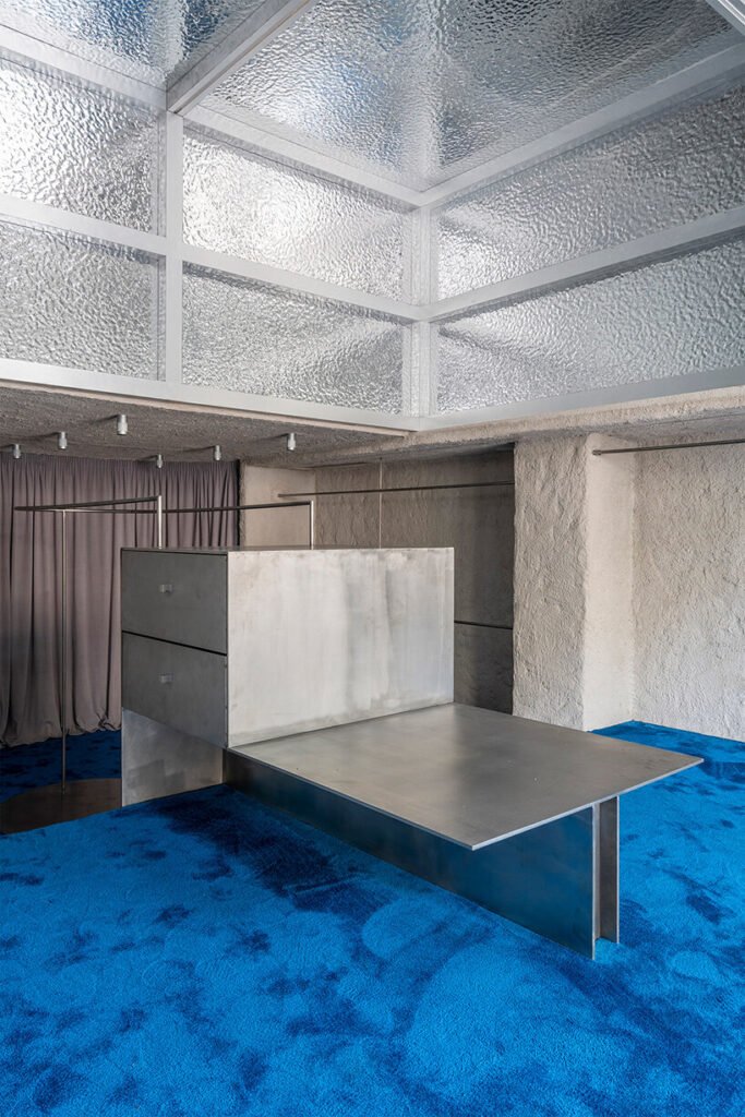 Tienda Insignia Polonio en Ibiza / Raúl Sánchez Architects