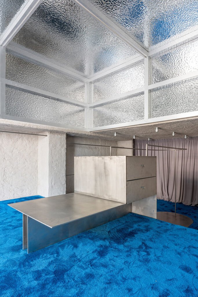 Tienda Insignia Polonio en Ibiza / Raúl Sánchez Architects