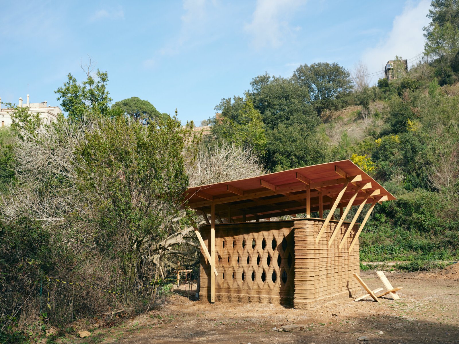 TOVA / Instituto de Arquitectura Avanzada de Cataluña (IAAC)