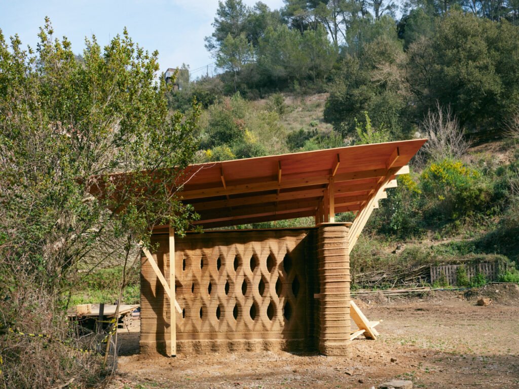 TOVA / Instituto de Arquitectura Avanzada de Cataluña (IAAC)