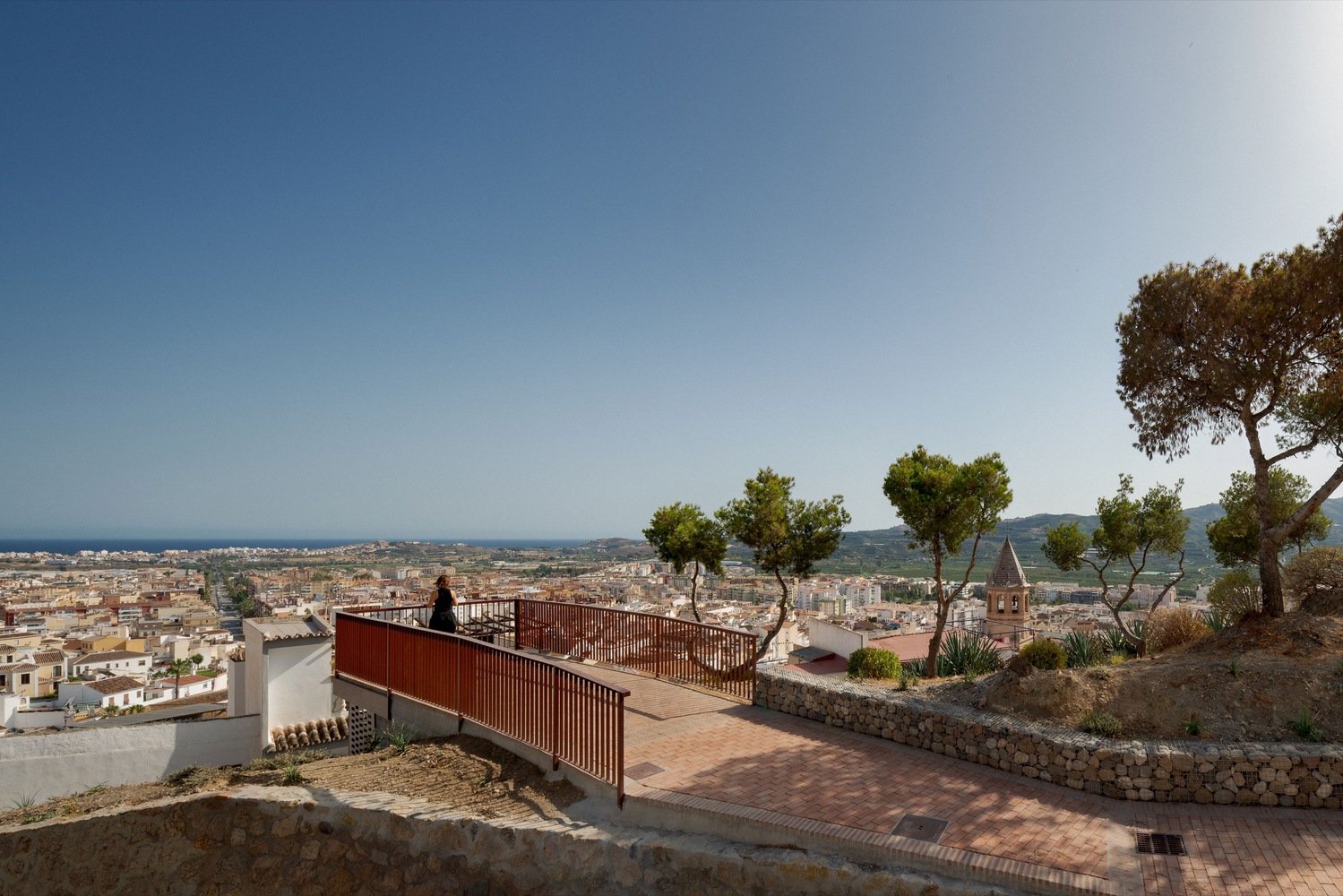 jardín-mirador-en-la-alcazaba-fortaleza-de-vélez-málaga-terral-arquitectos-14 Jardín Mirador en la Alcazaba-Fortaleza de Vélez-Málaga / Terral Arquitectos