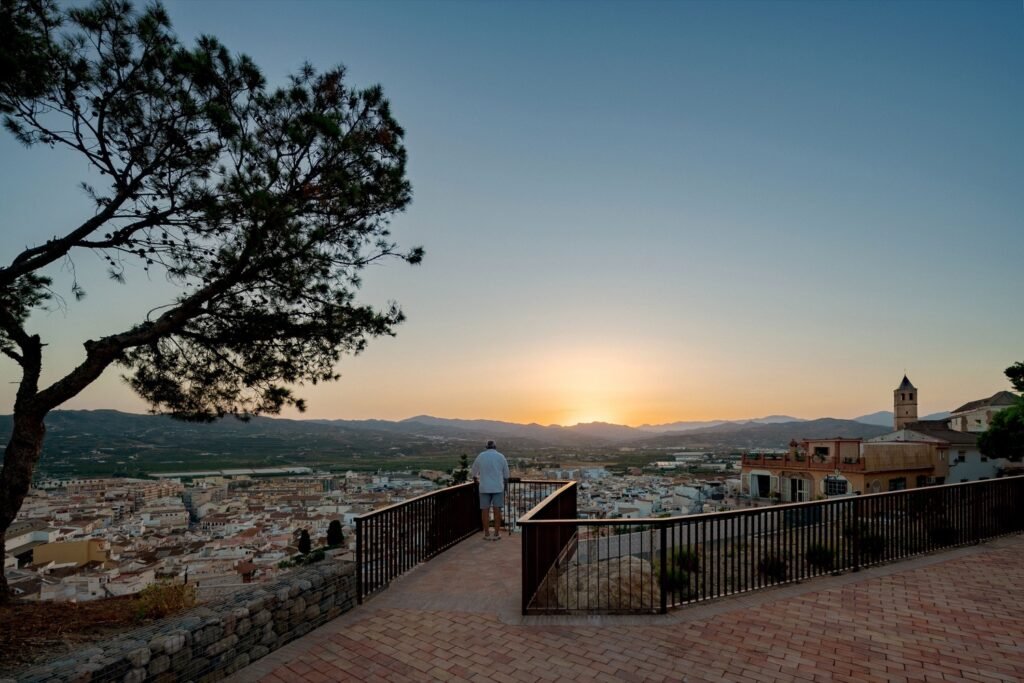 Jardín Mirador en la Alcazaba-Fortaleza de Vélez-Málaga / Terral Arquitectos