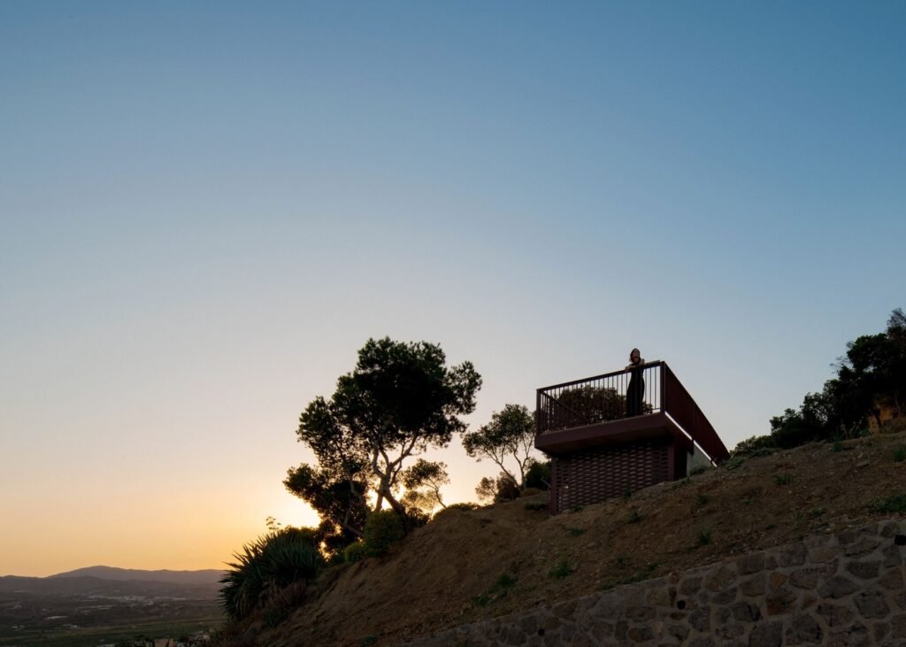 Jardín Mirador en la Alcazaba-Fortaleza de Vélez-Málaga / Terral Arquitectos