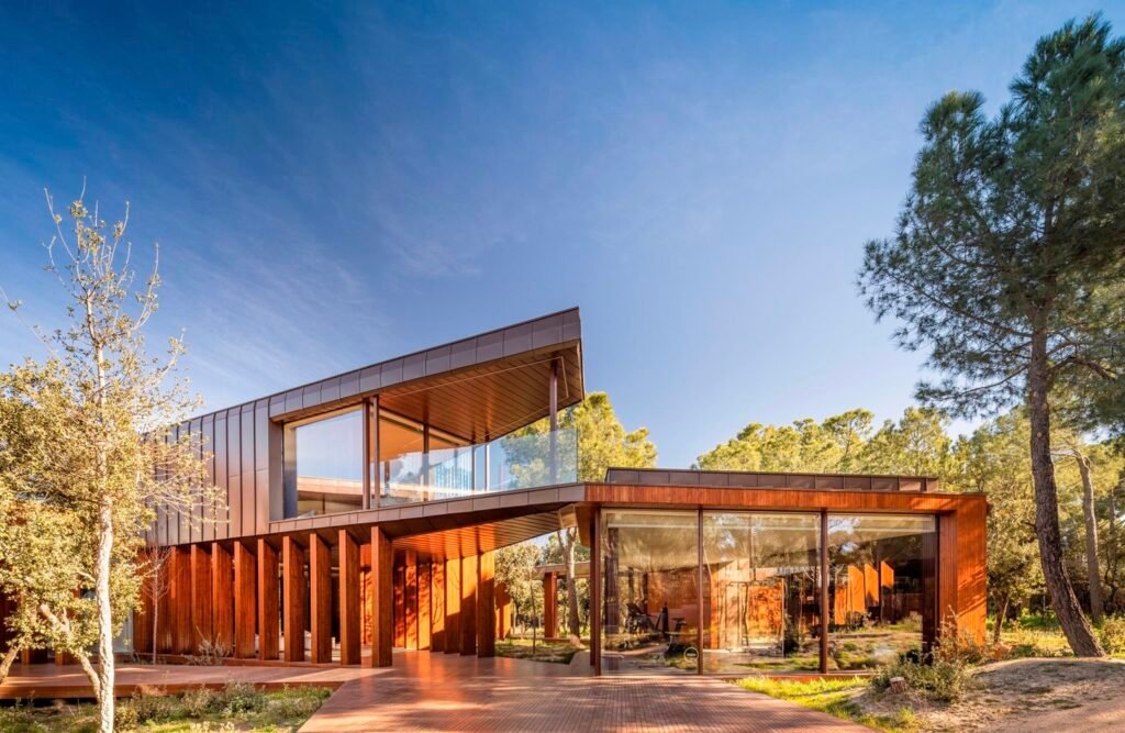 Villa La Moraleja / Vasco Vieira Arquitectos