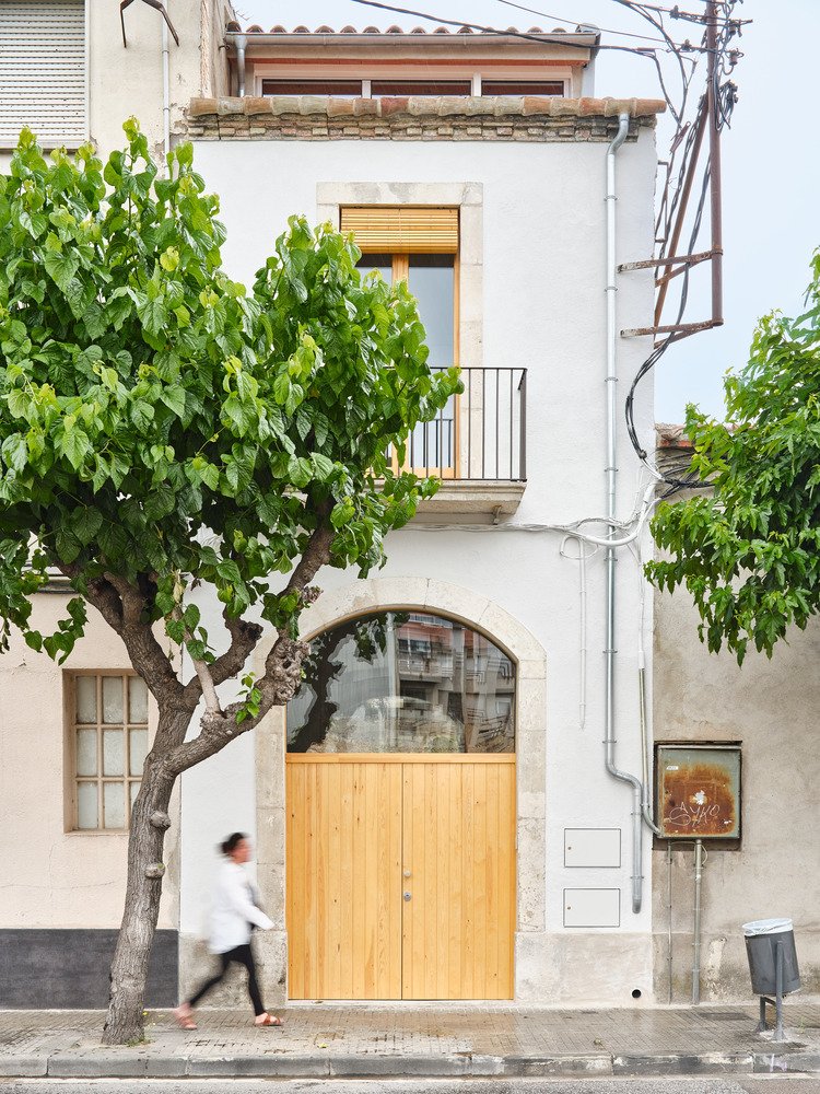 Casa de Pipu y Marta / Menhir Arquitectura